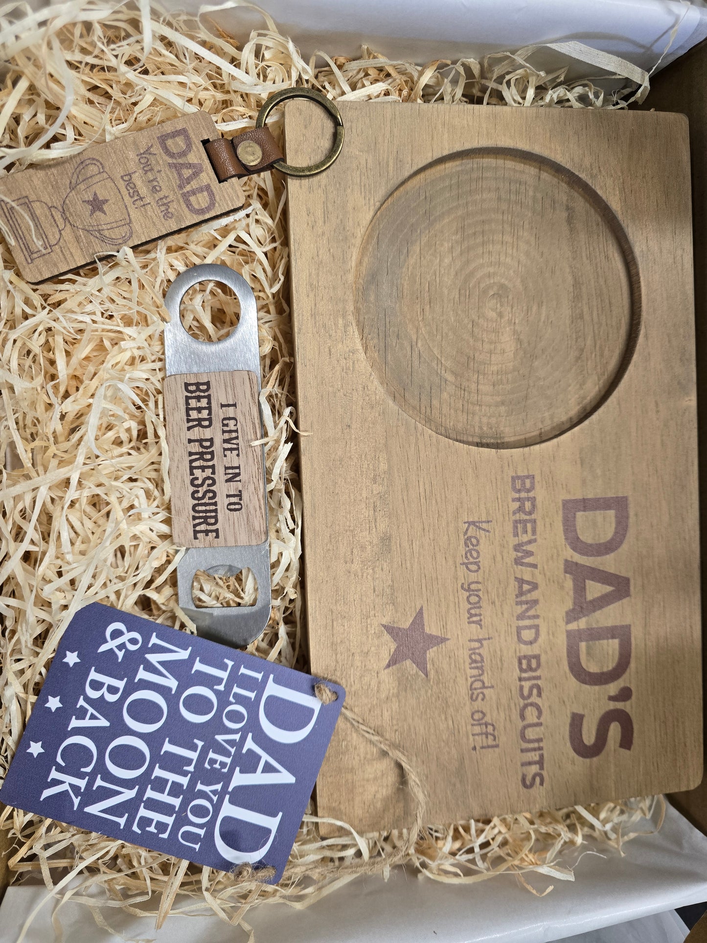 The "Dad’s Brew & Biscuits" Gift Set