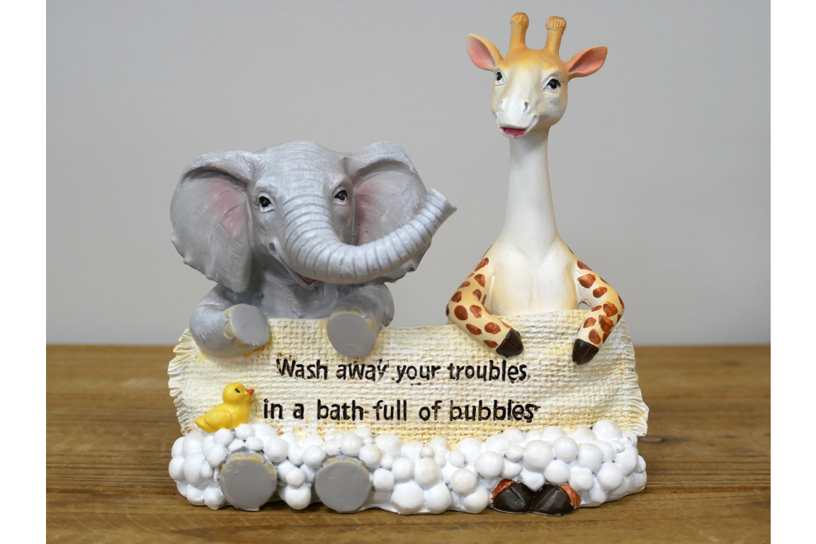 Bath full of bubbles figurine